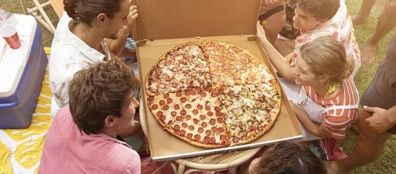 Αυτή η ψυχική νόσος απειλεί τους εφήβους που τρώνε πρόχειρο φαγητό